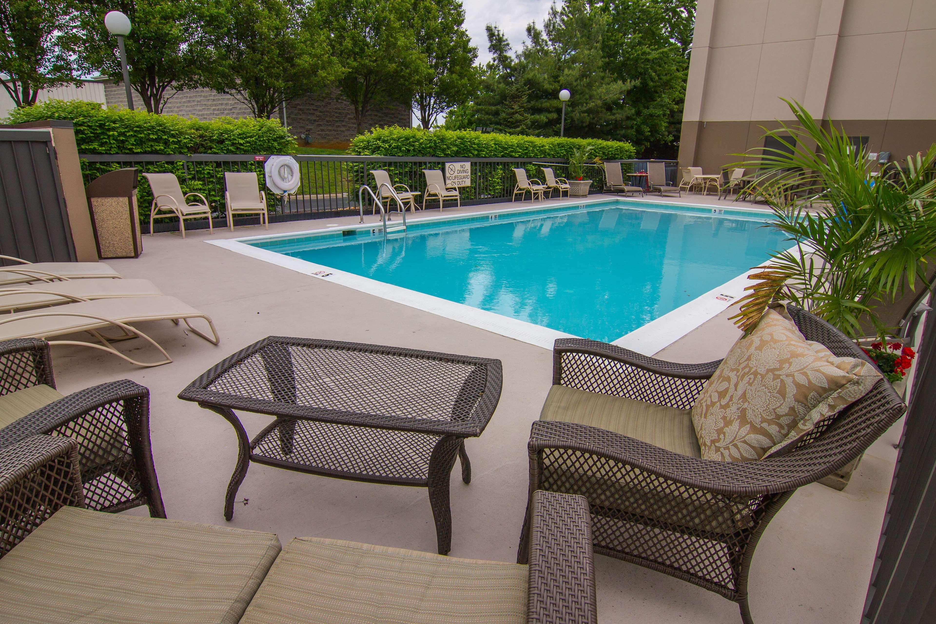 Hampton Inn Winchester-University/ Mall Esterno foto