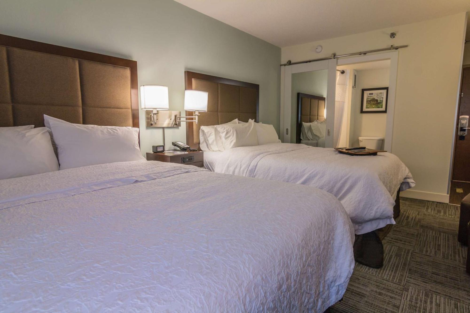 Hampton Inn Winchester-University/ Mall Esterno foto
