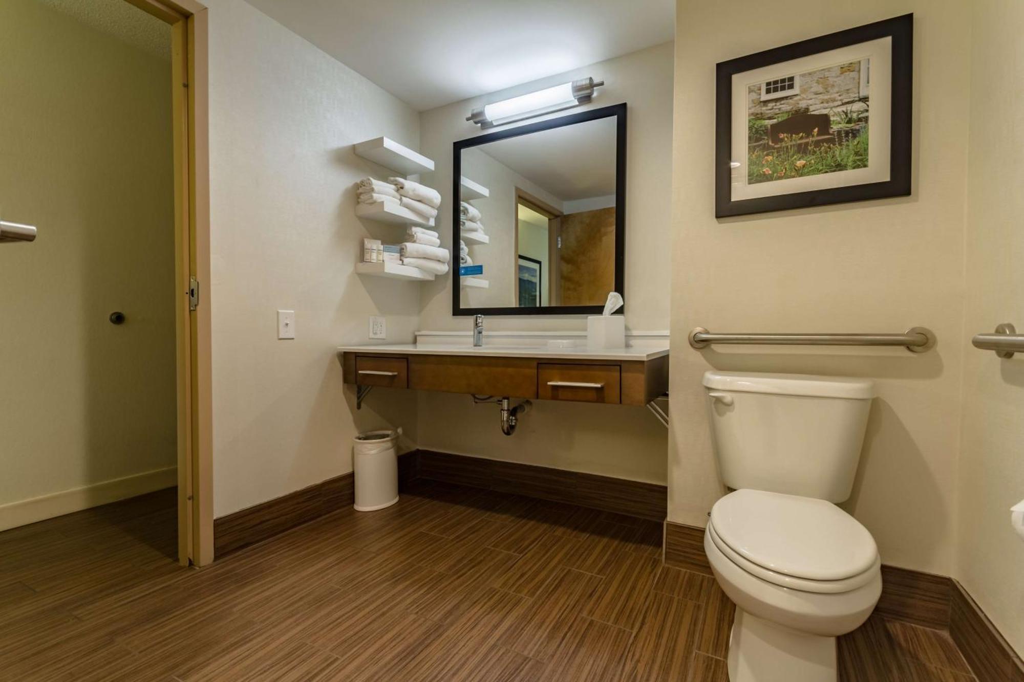 Hampton Inn Winchester-University/ Mall Esterno foto