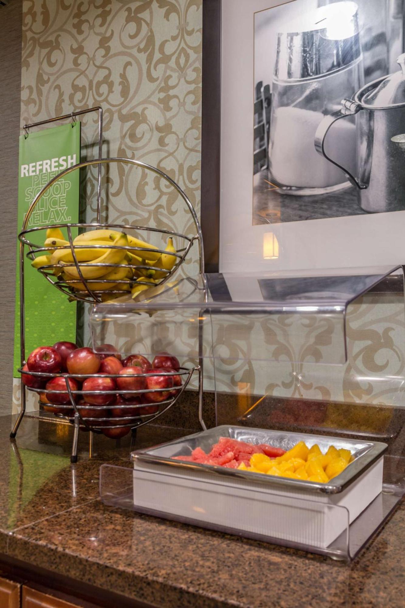 Hampton Inn Winchester-University/ Mall Esterno foto