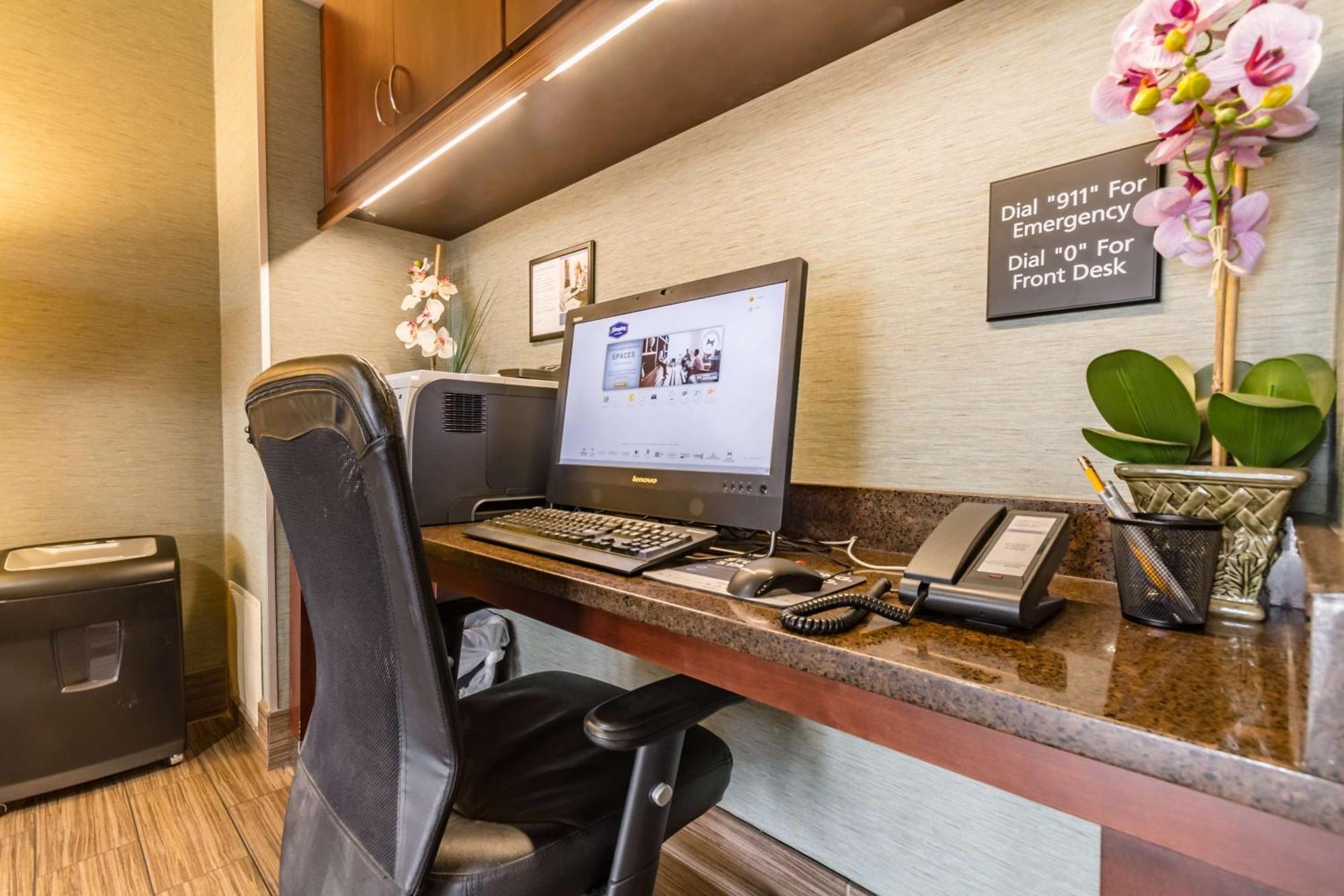 Hampton Inn Winchester-University/ Mall Esterno foto