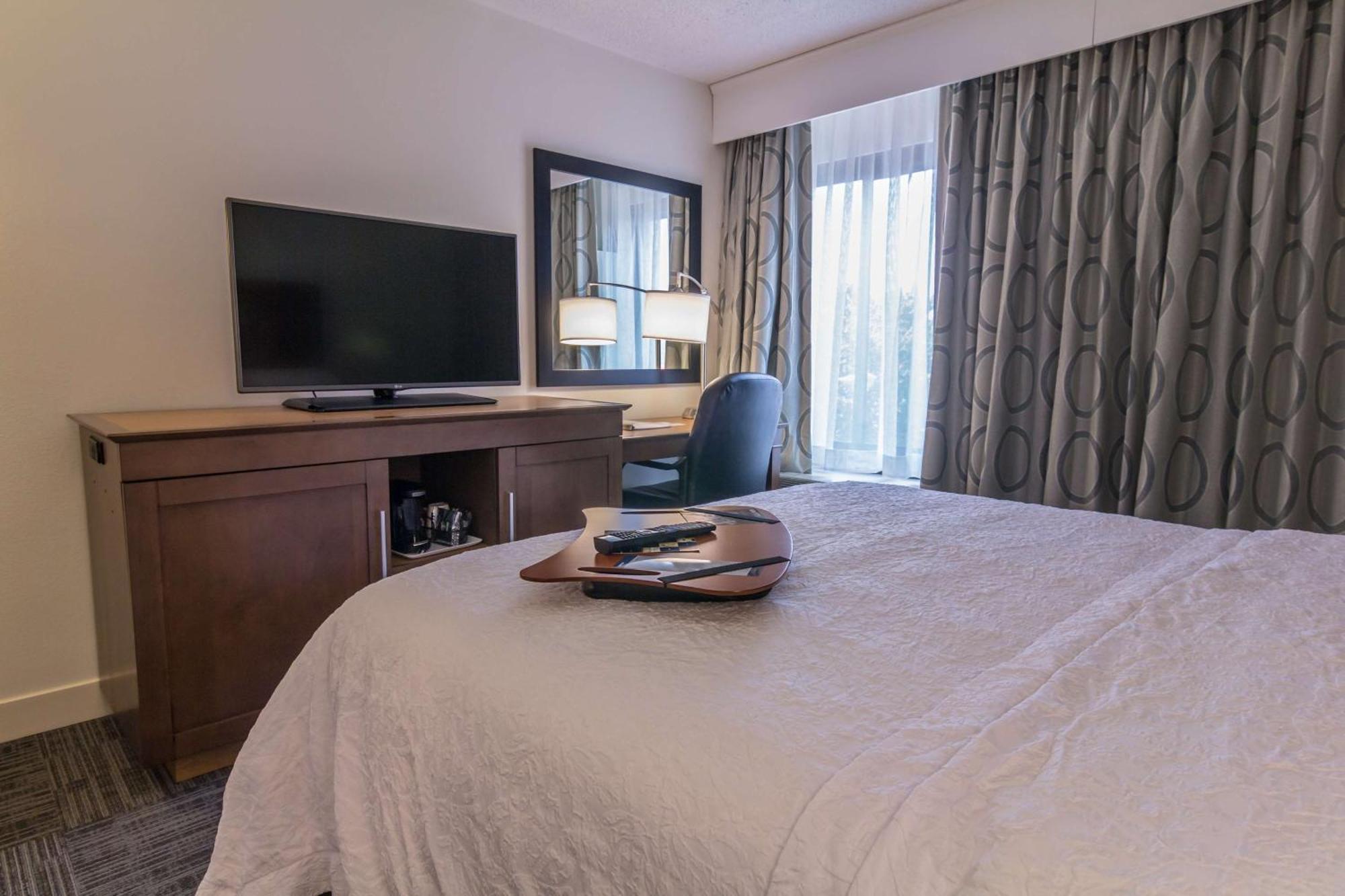 Hampton Inn Winchester-University/ Mall Esterno foto