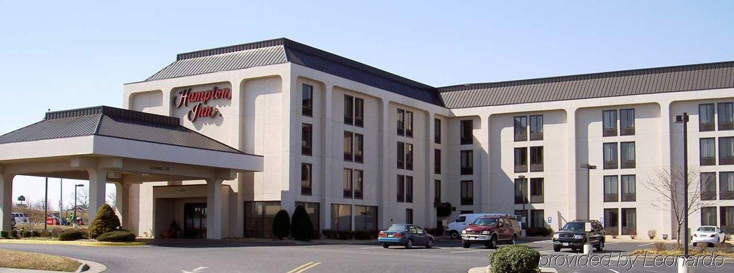 Hampton Inn Winchester-University/ Mall Esterno foto