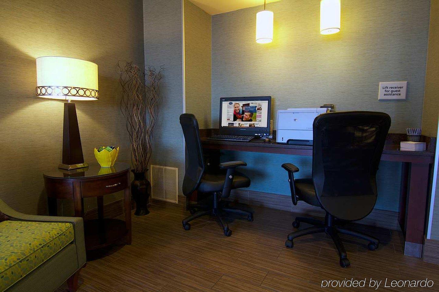 Hampton Inn Winchester-University/ Mall Esterno foto