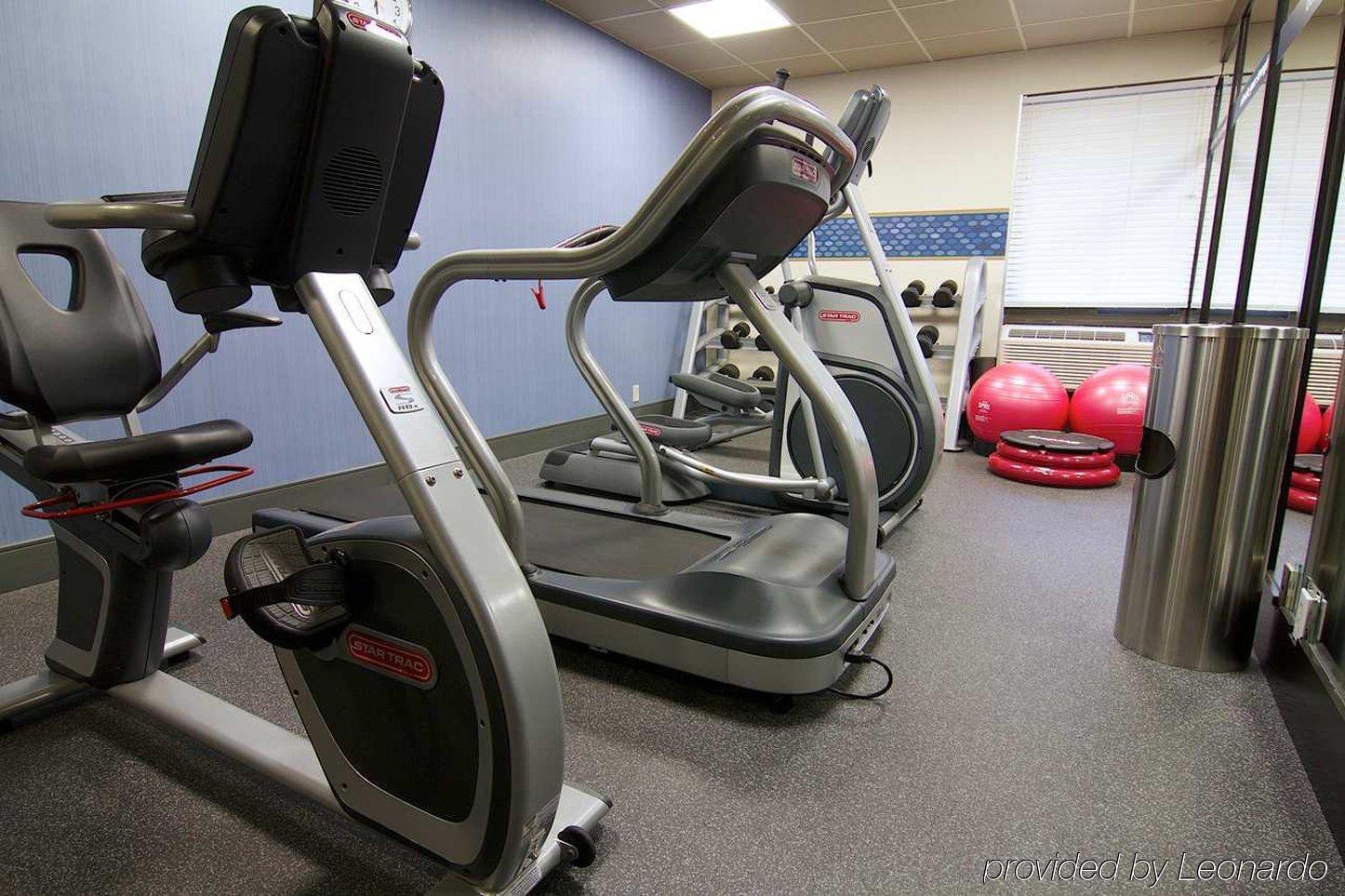 Hampton Inn Winchester-University/ Mall Esterno foto