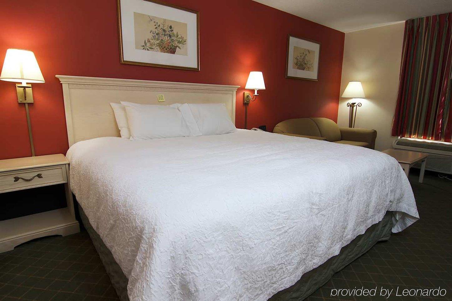 Hampton Inn Winchester-University/ Mall Esterno foto