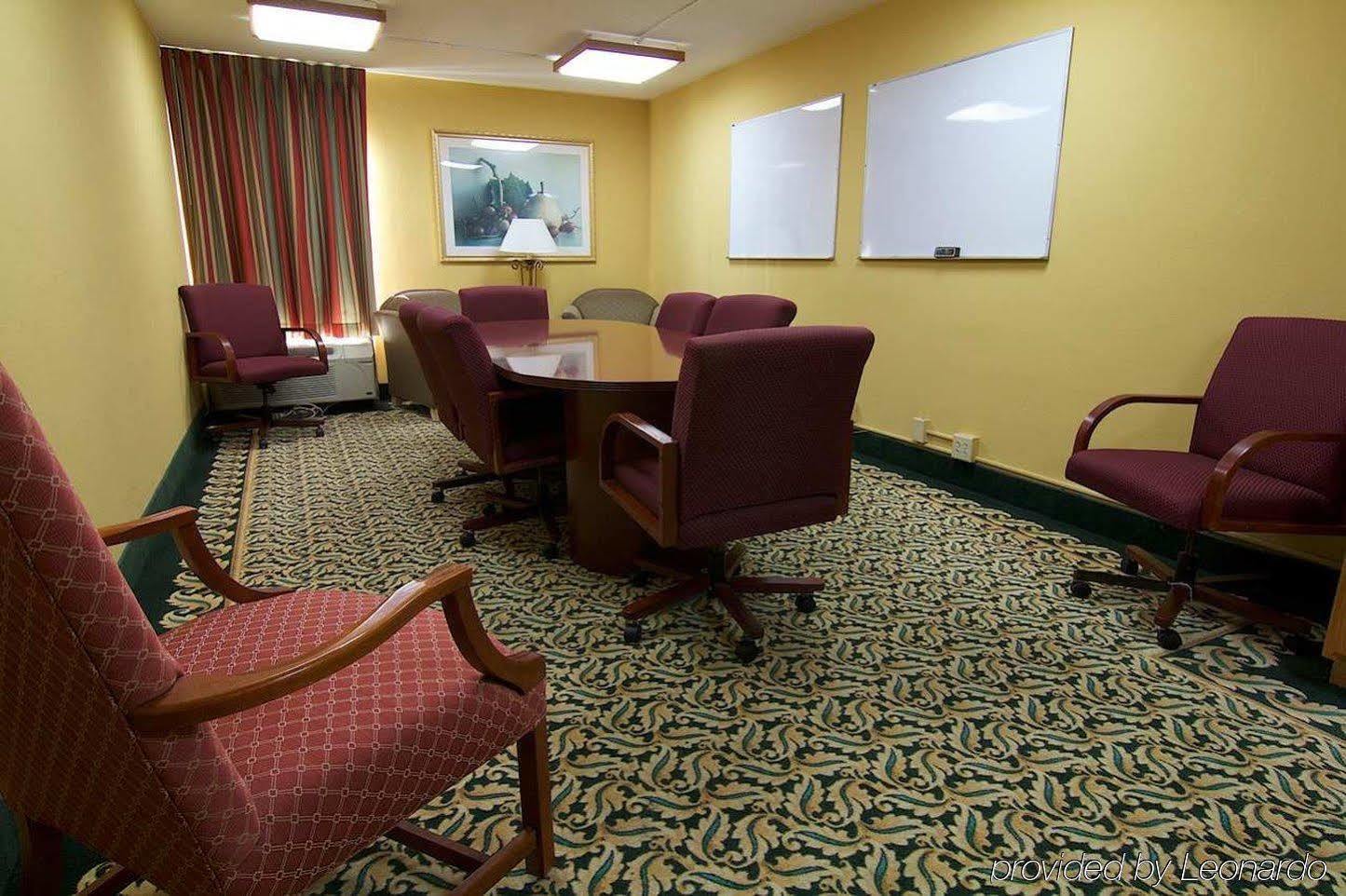 Hampton Inn Winchester-University/ Mall Esterno foto